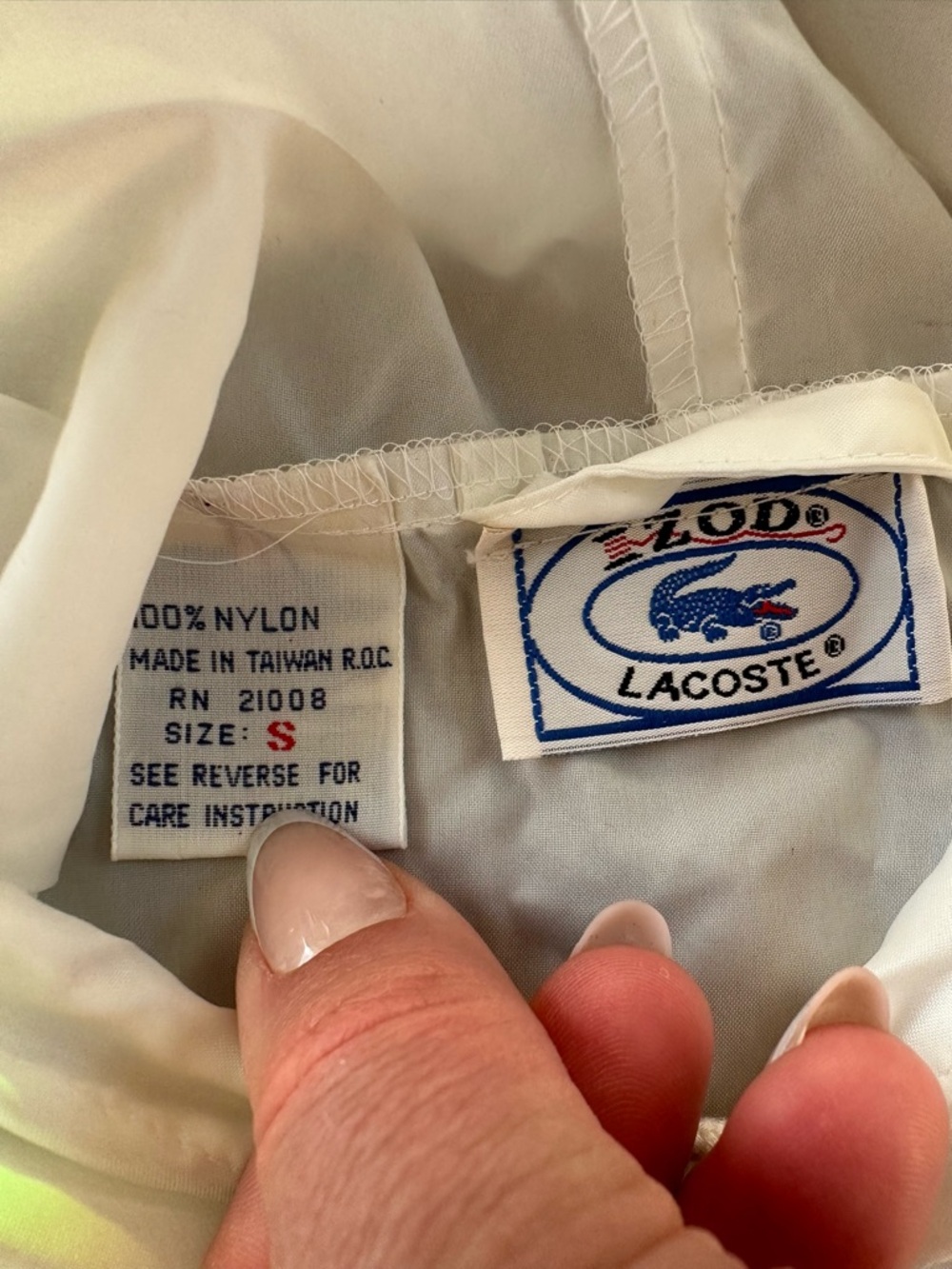 Vintage Lacoste White Anorak Windbreaker Hooded Pullover S - Picture 4 of 5